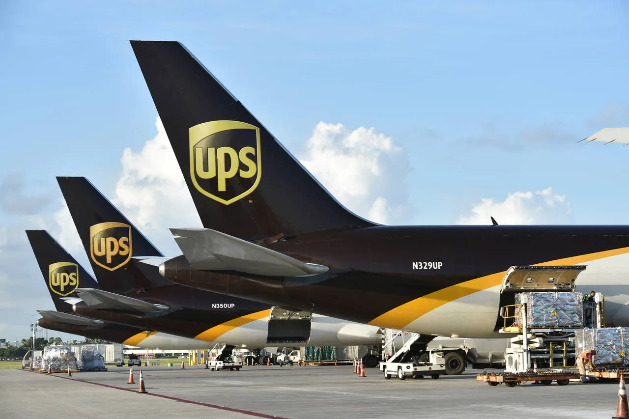 Air freight global route planning from China
